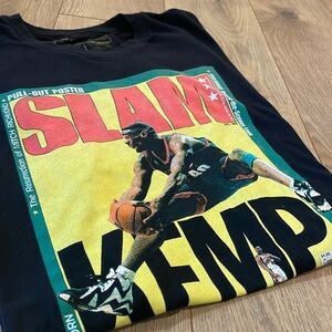 Shawn Kemp Seattle Supersonics SLAM Shirt. Mitchell & Ness NBA shirt